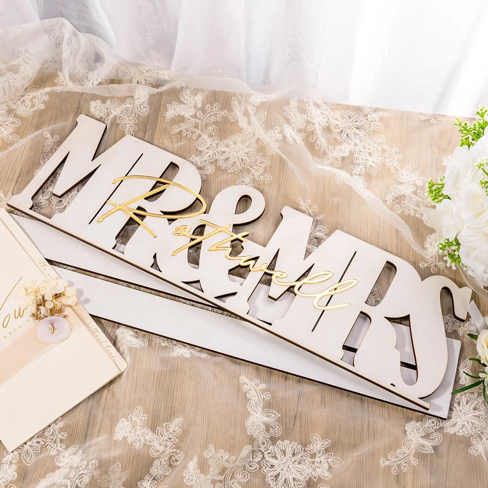 Personalized Mr & Mrs Wedding Name Sign – Custom Table Decor & Anniversary Gift